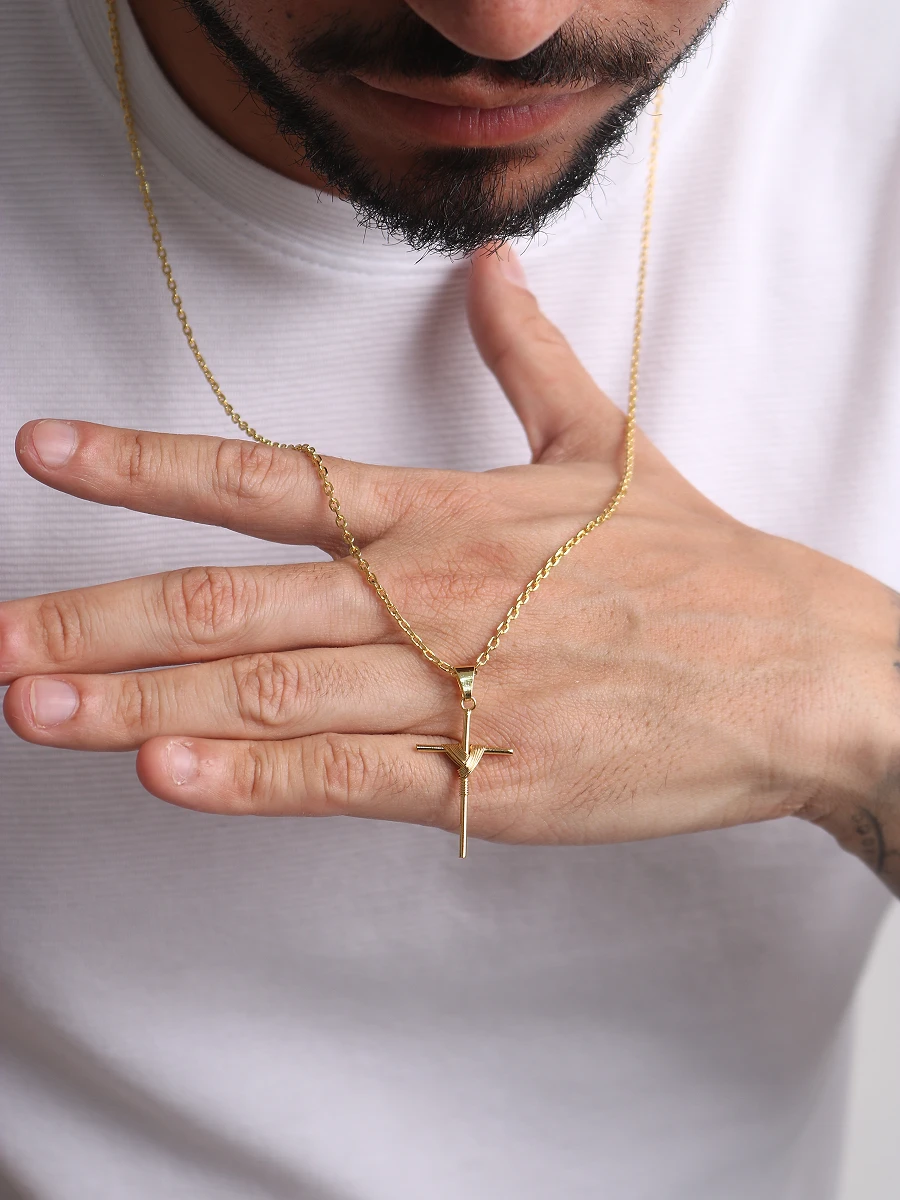 Corrente Cadeado 2mm 10,3g  + Crucifixo Amarrado